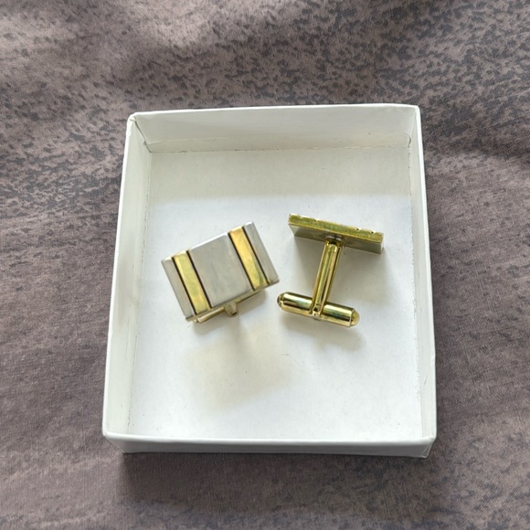 Gold and silver tone stainless steel cuff links. Excellent condition! - Picture 1 of 5